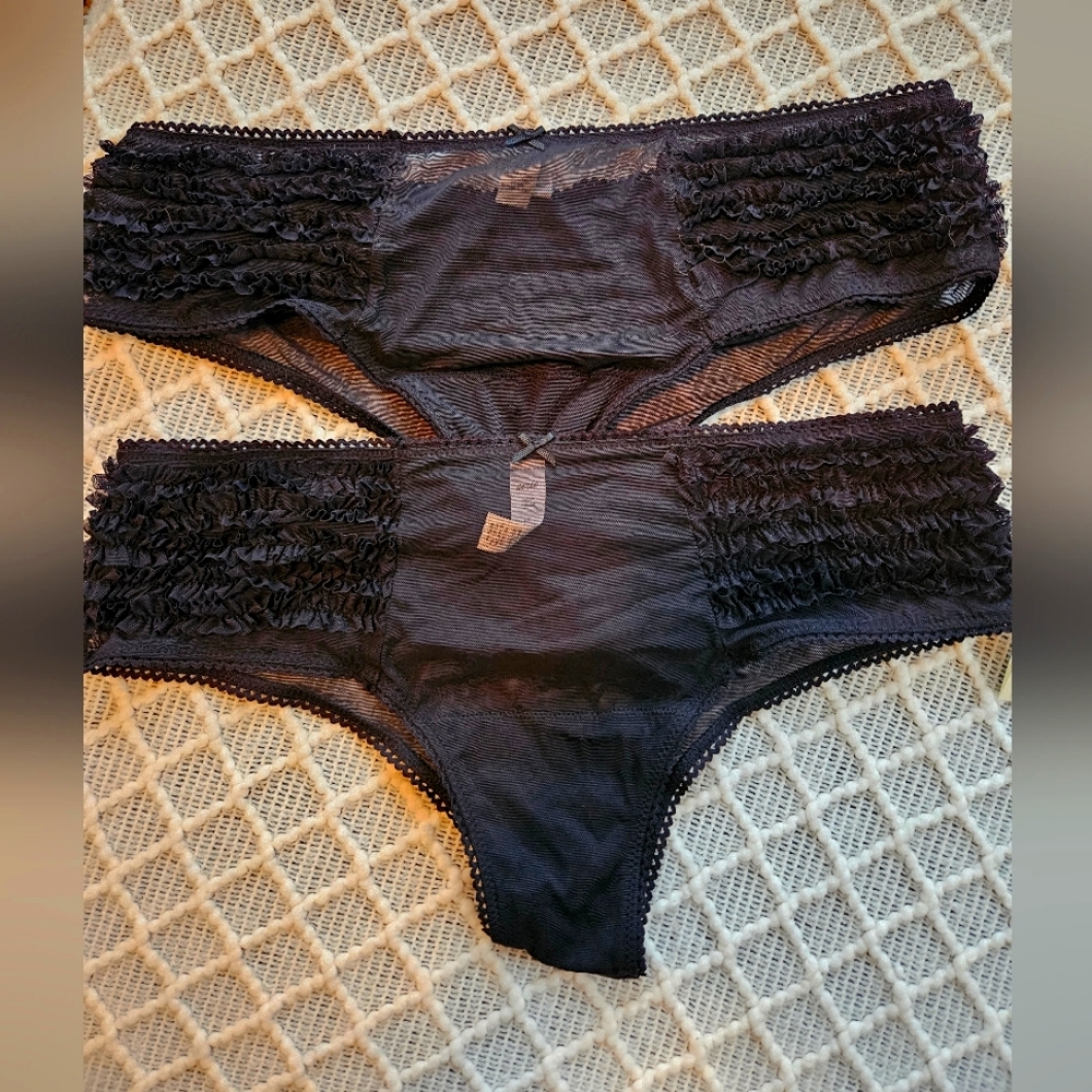 Aerie Black Mesh Lace Ruffle Panty Set